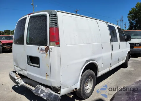 2001 Chevrolet Express from USA, damaged, VIN 1GCFG15W711125971